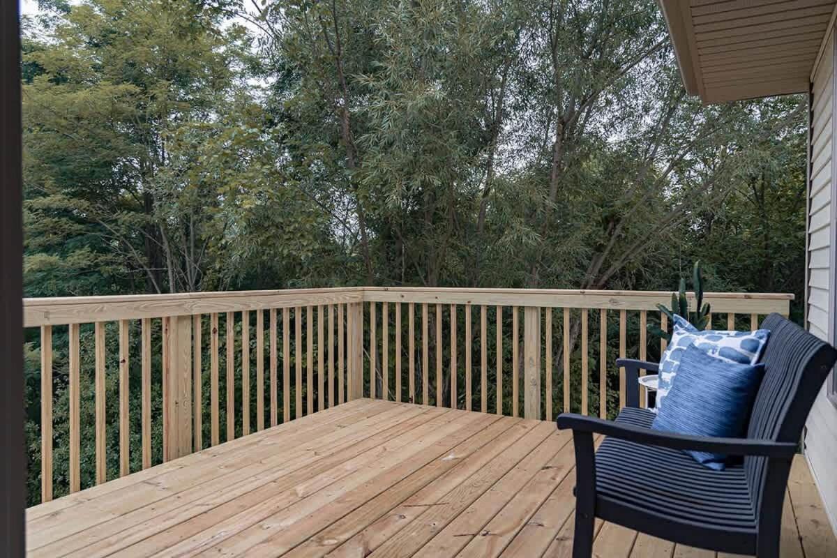 Villa Brand New 2 Bed With Office à Loves Park Extérieur photo